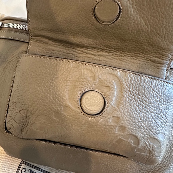 GUCCI - Picture 4 of 12